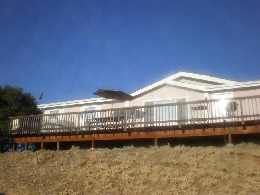 فيلا Mariposa Ridge Retreat المظهر الخارجي الصورة